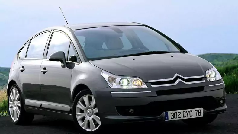 Citroen C4 I (2004 - 2010) Hatchback C4 1.6 HDi Impress wersja 5-drzwiowa, Diesel, Manualna skrzynia biegów, 1560cm3 - 90KM, 1355kg