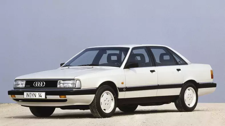 Audi 200 II C3 (1982 - 1990) Sedan 200 2.2 Turbo wersja 4-drzwiowa, Benzynowy, Manualna skrzynia biegów, 2226cm3 - 200KM, 1300kg