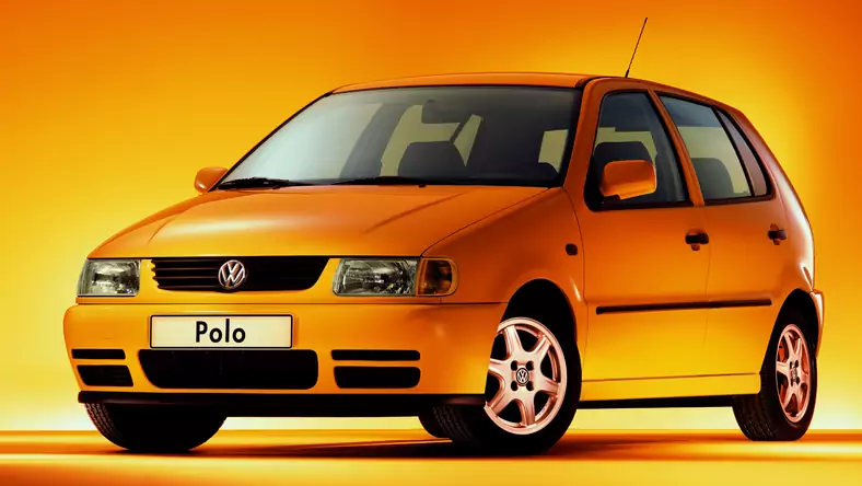 Volkswagen Polo III (1994 - 2002) Hatchback Polo 1.2 Comfortline wersja 5-drzwiowa, Benzynowy, Manualna skrzynia biegów, 1198cm3 - 54KM, 1015kg