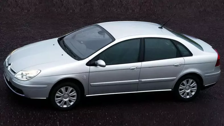 Citroen C5 I (2001 - 2007) Kombi C5 Break 2.0 HDi Prestige wersja 5-drzwiowa, Diesel, Manualna skrzynia biegów, 1997cm3 - 110KM, 1438kg