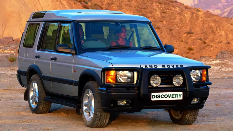Land Rover Discovery II (1998 - 2004) Kombi Discovery II 2.5 TD E wersja 5-drzwiowa, Diesel, Manualna skrzynia biegów, 2495cm3 - 138KM, 2255kg
