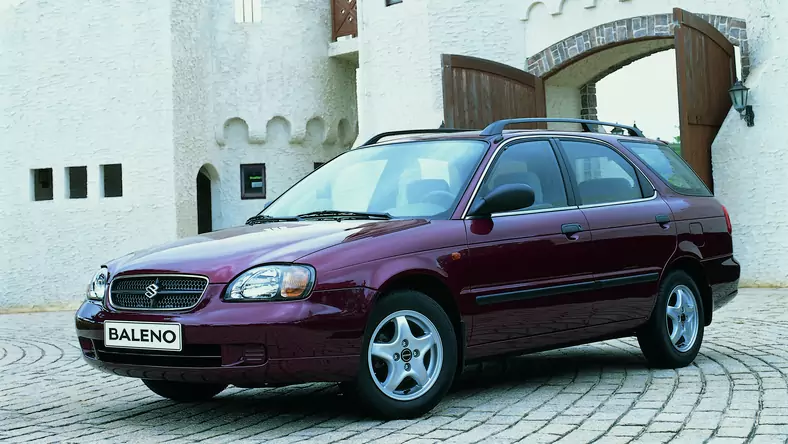 Suzuki Baleno (1995 - 2002) Sedan Baleno 1.3 GL wersja 4-drzwiowa, Benzynowy, Manualna skrzynia biegów, 1298cm3 - 86KM, 915kg
