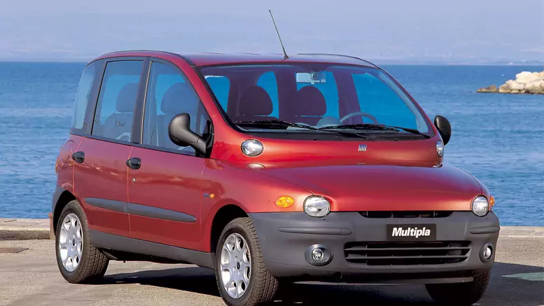 Fiat Multipla I (1998 - 2004) Kombi Multipla 1.6 16V wersja 5-drzwiowa, Benzynowy, Manualna skrzynia biegów, 1591cm3 - 103KM, 1545kg