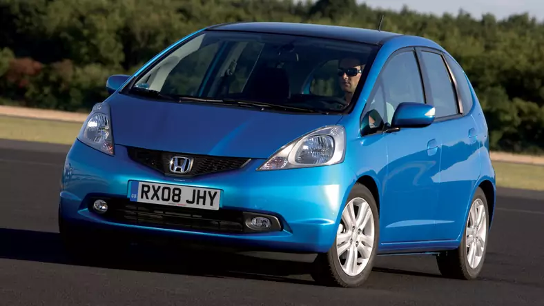 Honda Jazz II (2007 - 2014) Hatchback Jazz 1.4 Comfort Plus wersja 5-drzwiowa, Benzynowy, Manualna skrzynia biegów, 1339cm3 - 100KM, 1079kg