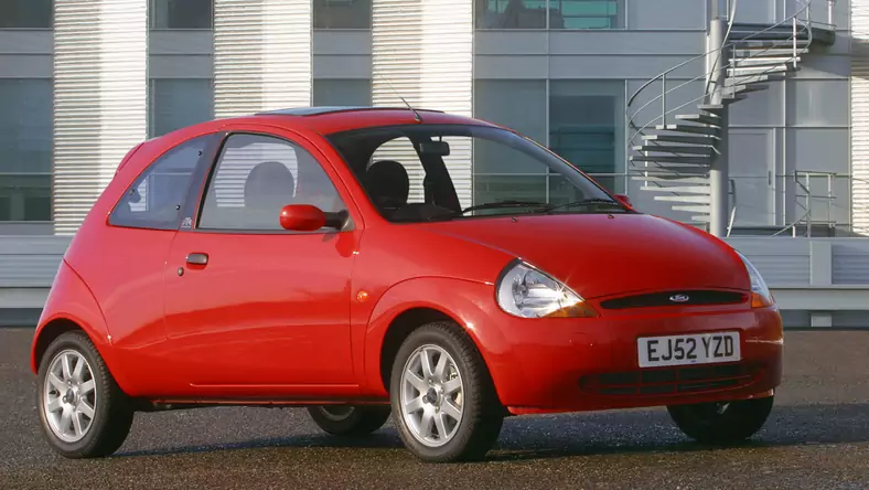 Ford Ka I (1996 - 2008) Hatchback Ka 1.3 wersja 3-drzwiowa, Benzynowy, Manualna skrzynia biegów, 1297cm3 - 49KM, 946kg