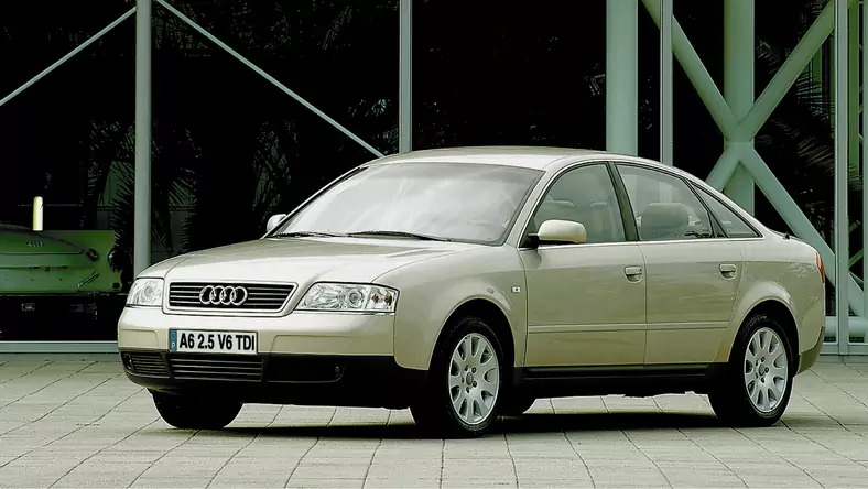 Audi A6 II C5 (1997 - 2004) Kombi A6 Avant 2.4 Quattro Tiptr. wersja 5-drzwiowa, Benzynowy, Automatyczna skrzynia biegów, 2393cm3 - 170KM, 1690kg