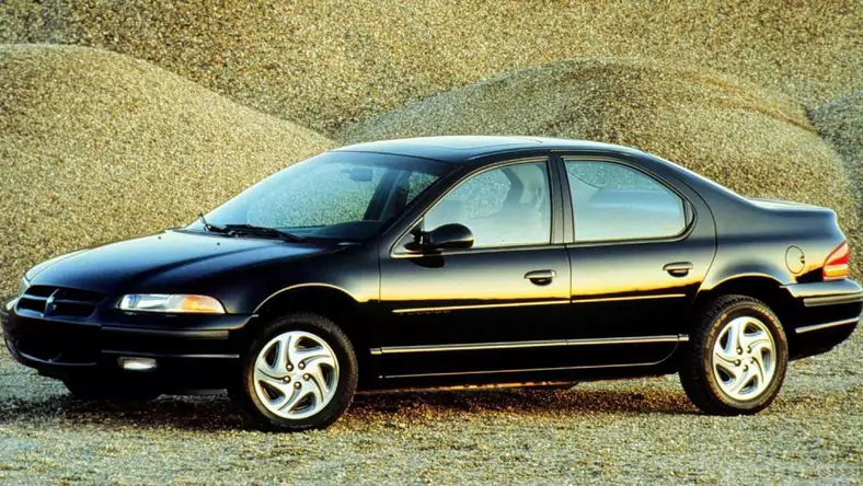 Dodge Stratus I (1995 - 2000) Sedan Stratus 2.0 Base wersja 4-drzwiowa, Benzynowy, Manualna skrzynia biegów, 1996cm3 - 131KM, 1316kg