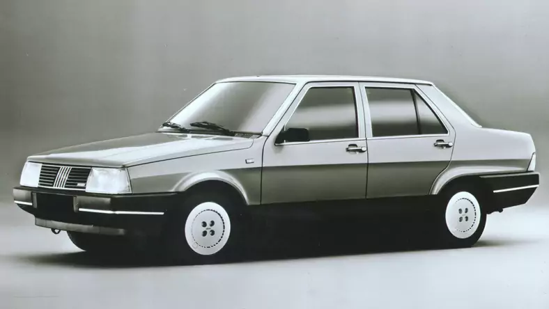 Fiat Regata (1983 - 1990) Sedan Regata 1.3 - 70 C wersja 4-drzwiowa, Benzynowy, Manualna skrzynia biegów, 1301cm3 - 68KM, 850kg