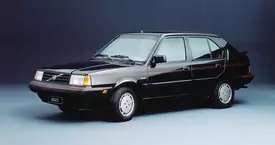 Volvo 360 (1983&nbsp-&nbsp1989)