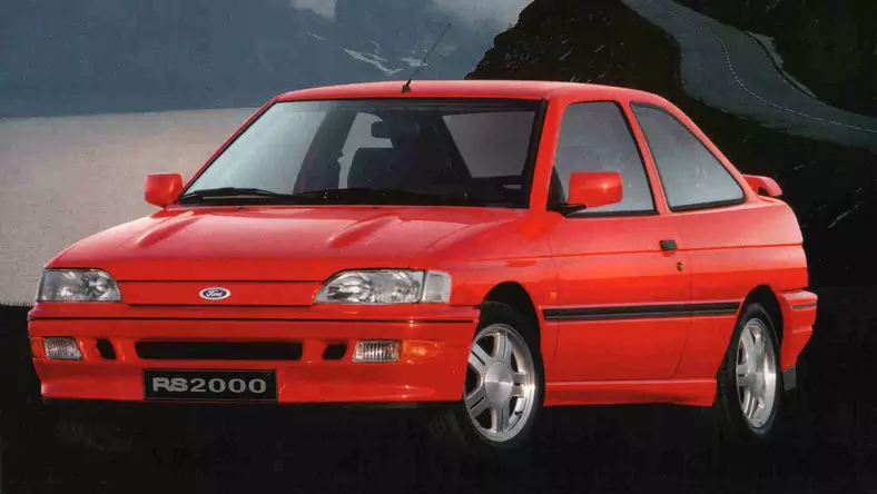 Ford Escort V (1990 - 1995) Hatchback Escort 1.3 CL wersja 5-drzwiowa, Benzynowy, Manualna skrzynia biegów, 1299cm3 - 63KM, 1050kg