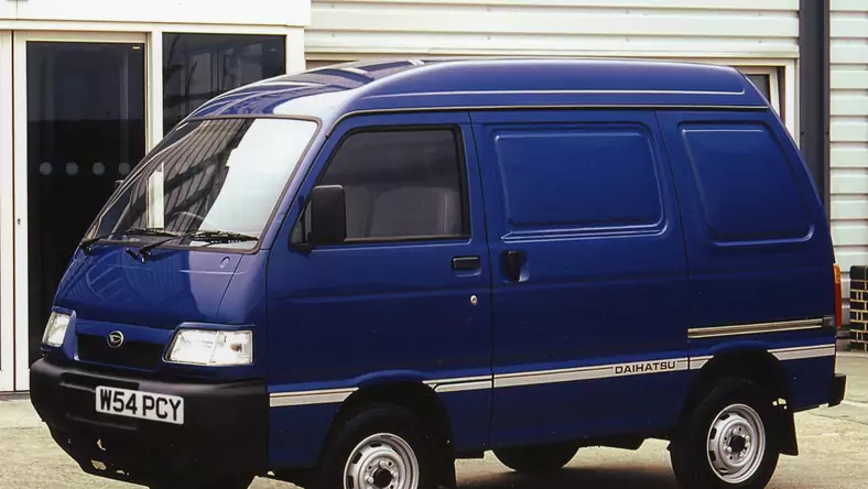 Daihatsu Hijet VIII (1994 - 1999) Kombi Hijet wersja 4-drzwiowa, Benzynowy, Manualna skrzynia biegów, 993cm3 - 45KM, 935kg