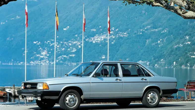 Audi 100 II C2 (1976 - 1982) Kombi 100 Avant 2.1 L 5S wersja 5-drzwiowa, Benzynowy, Manualna skrzynia biegów, 2144cm3 - 115KM, 1120kg