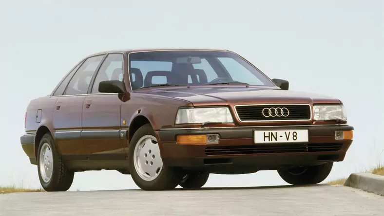 Audi V8 (1988 - 1993) Sedan V8 3.6 wersja 4-drzwiowa, Benzynowy, Automatyczna skrzynia biegów, 3562cm3 - 250KM, 1710kg