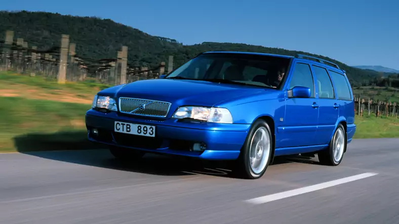 Volvo V70 I (1997 - 2000) Kombi V70 2.0 wersja 5-drzwiowa, Benzynowy, Manualna skrzynia biegów, 1984cm3 - 163KM, 1485kg