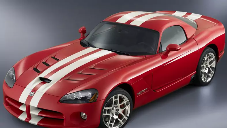 Dodge Viper IV (2007 - 2010) Coupe Viper 8.4 SRT-10 wersja 2-drzwiowa, Benzynowy, Manualna skrzynia biegów, 8357cm3 - 600KM, 1565kg