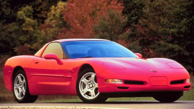 Chevrolet Corvette V C5 (1997 - 2004) Coupe Corvette 5.7 wersja 2-drzwiowa, Benzynowy, Automatyczna skrzynia biegów, 5666cm3 - 350KM, 1515kg