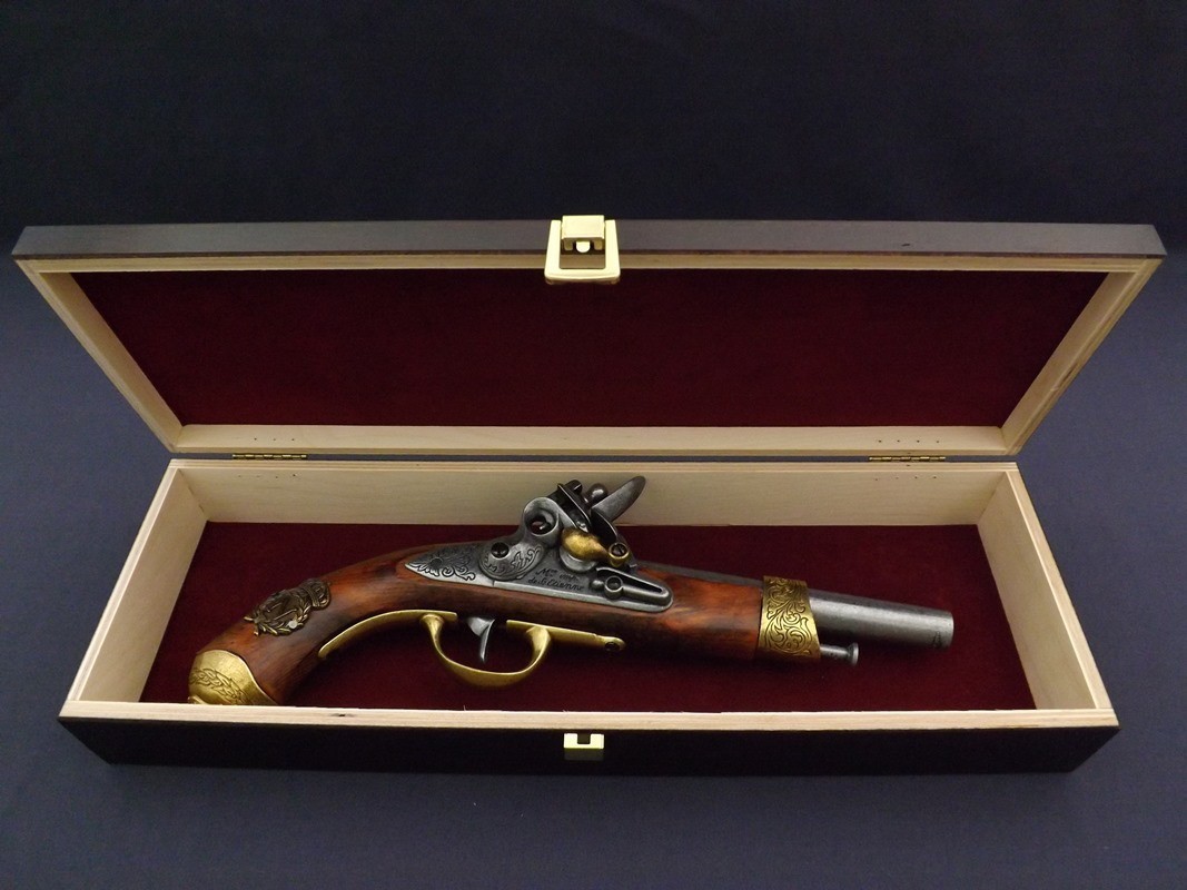 Denix SA REPLIKA NAPOLEOŃSKI PISTOLET W PUDEŁKU MODEL 1063+P01 1063+P01