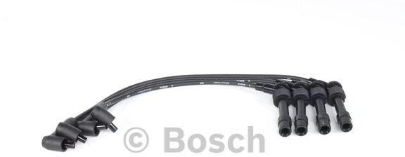 BOSCH Komplet przewodów zapłonowych 0 986 357 126