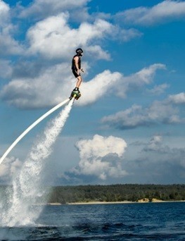 Flyboard  ewolucje na wodzie w Katowicach P0005951