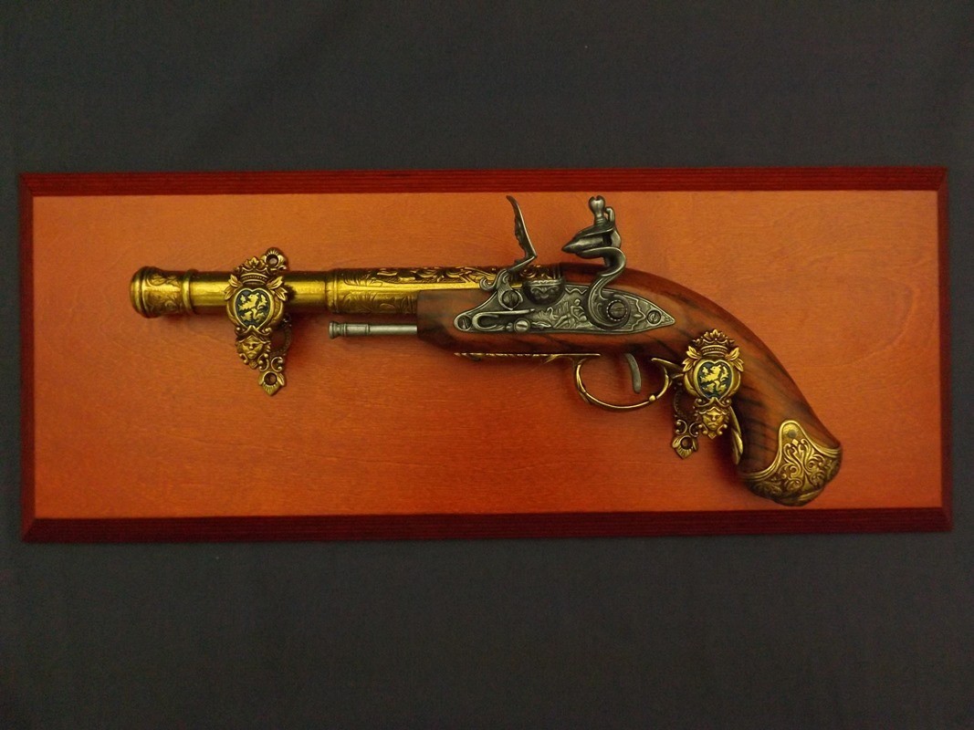 Denix SA REPLIKA LEWORĘCZNY PISTOLET SKAŁKOWY NA TABLO MODEL 1296L+TM+23 1296L+TM+23
