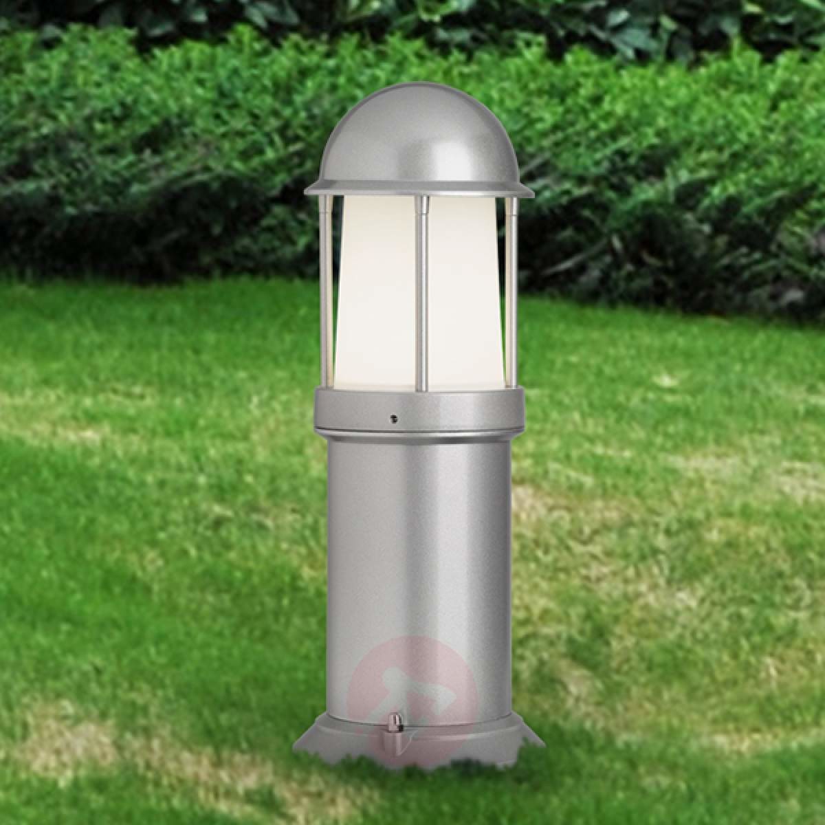LCD LCD Ponadczasowa lampa na cokół Marco srebrna