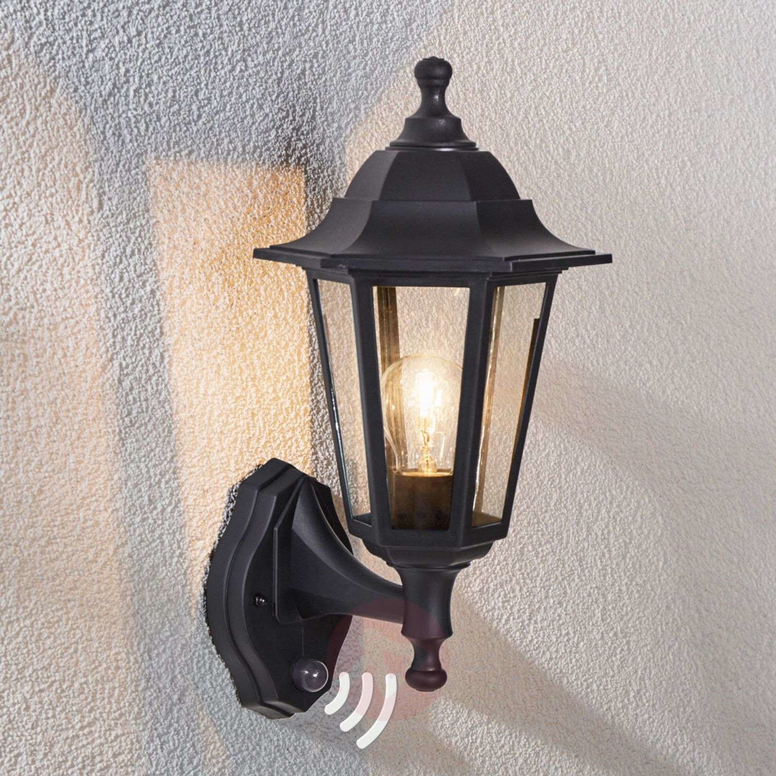 Lampenwelt Kinkiet zewnętrzny Nane, latarnia z czujnikiem