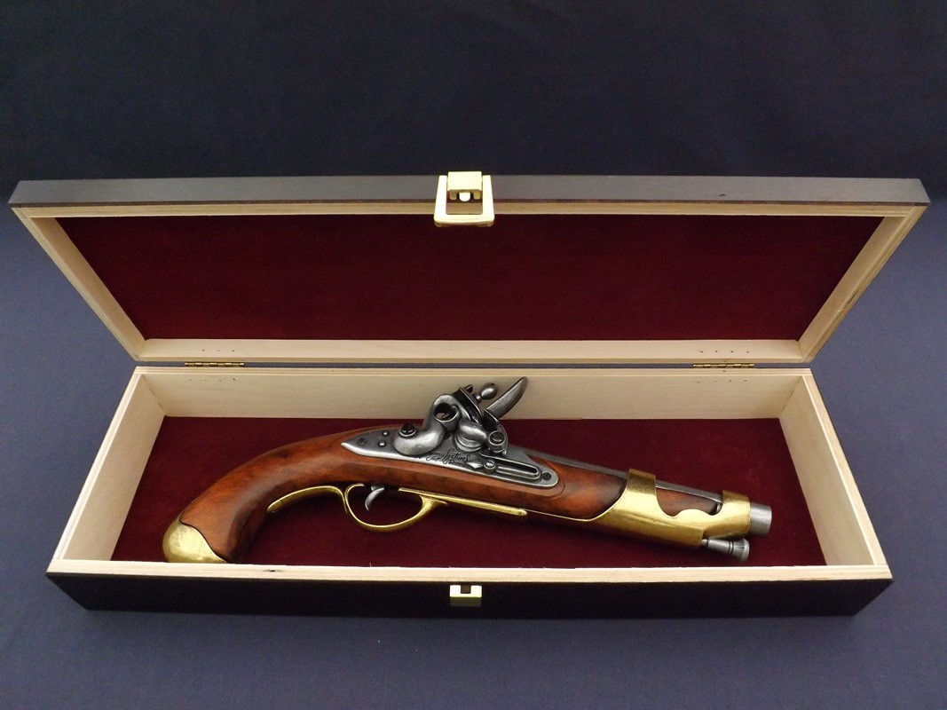 Denix SA REPLIKA KAWALERYJSKI PISTOLET FRANCUSKI W PUDEŁKU MODEL 1011+P01 1011+P01
