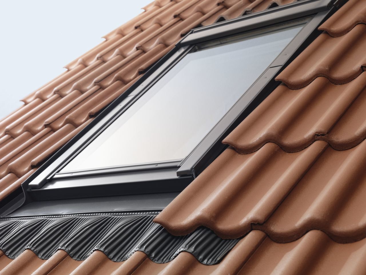 Velux Kołnierz standardowy EDJ do pokryć profilowanych (montaż obniżony) - 78x98 78x98