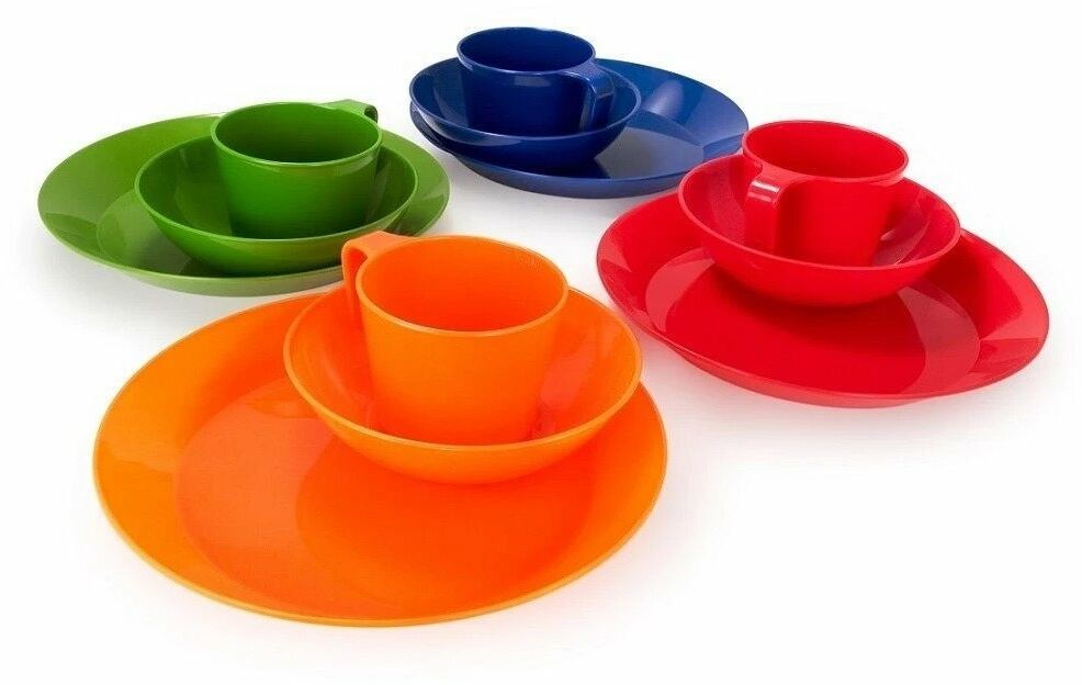 GSI Outdoors Zestaw naczyń CASCADIAN 4 PERSON TABLE SET MULTI