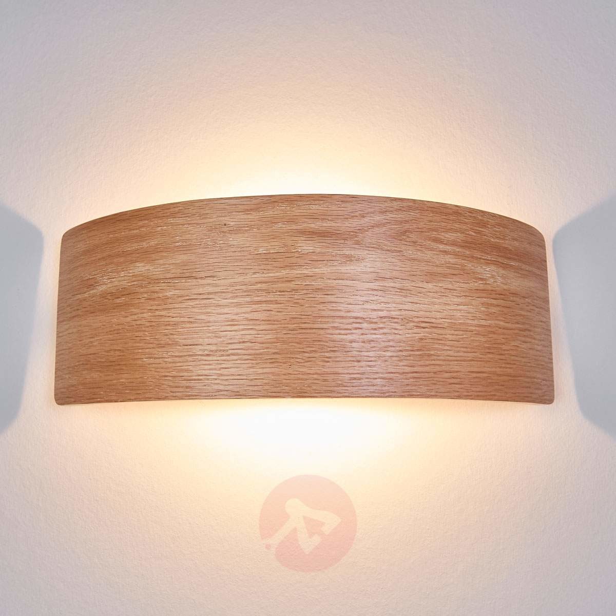 Lampenwelt com Atrakcyjna drewniana lampa ścienna Rafailia z LED