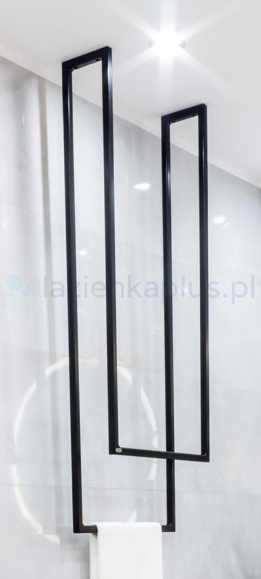 LaVita LaVita Mindoro wieszak na ręcznik czarny 5908211470351