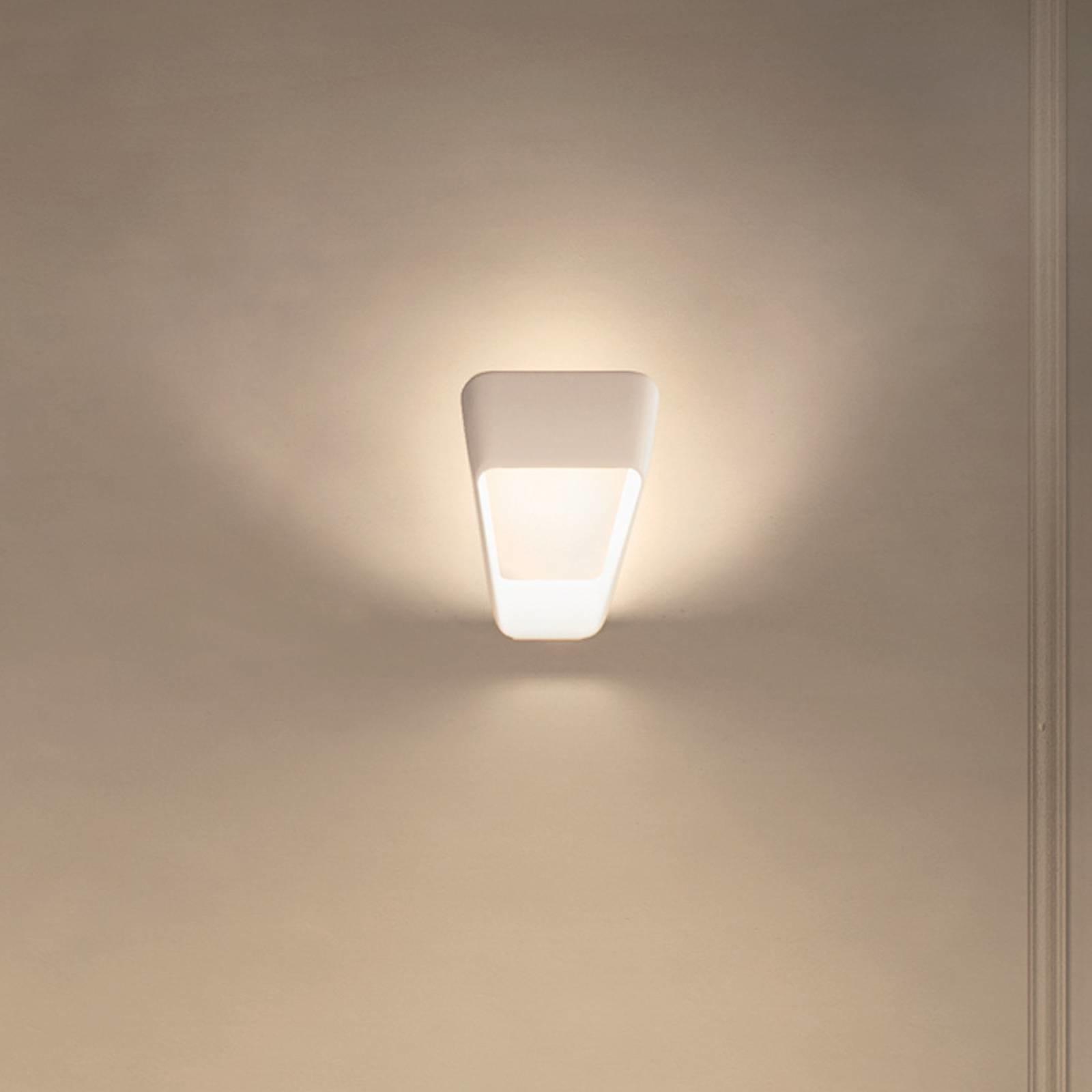 Kundalini Frame - lampa ścienna z aluminium biała