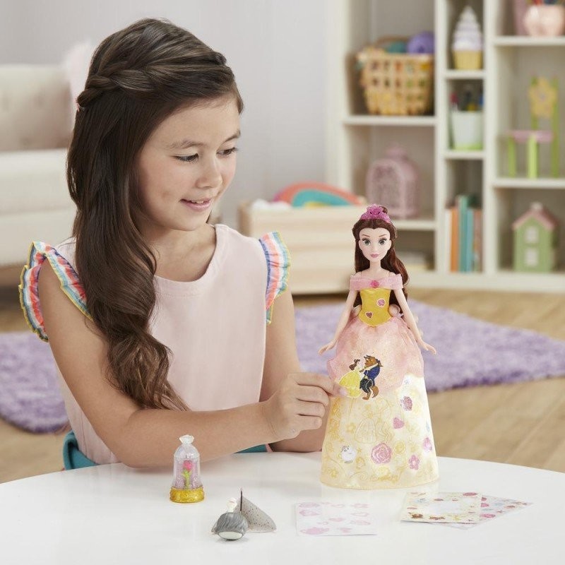 Hasbro Disney Piękna i Bestia Lalka Bella Piękny Połysk