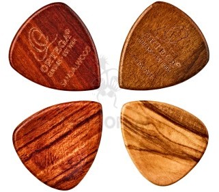 ORTEGA OGPW-MIX4 Zestaw kostek do ukulele drewno 6A36-31994