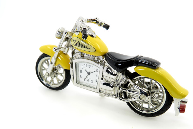 Marco Polo SJ Zegar Stojący Motocykl Metalowy Mota Żółty 11 Cm
