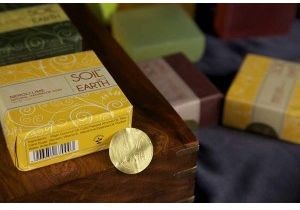 Soiland Earth Ręcznie robione w Indiach mydło 100% VEGAN Neroli i Limonka 125g Soil&Earth - ujędrniające i orzeżwiające