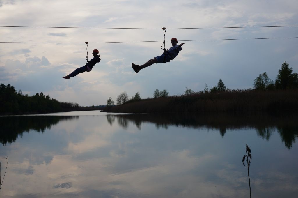 Zjazd tyrolką dla dwojga  Tarnobrzeg P0003278