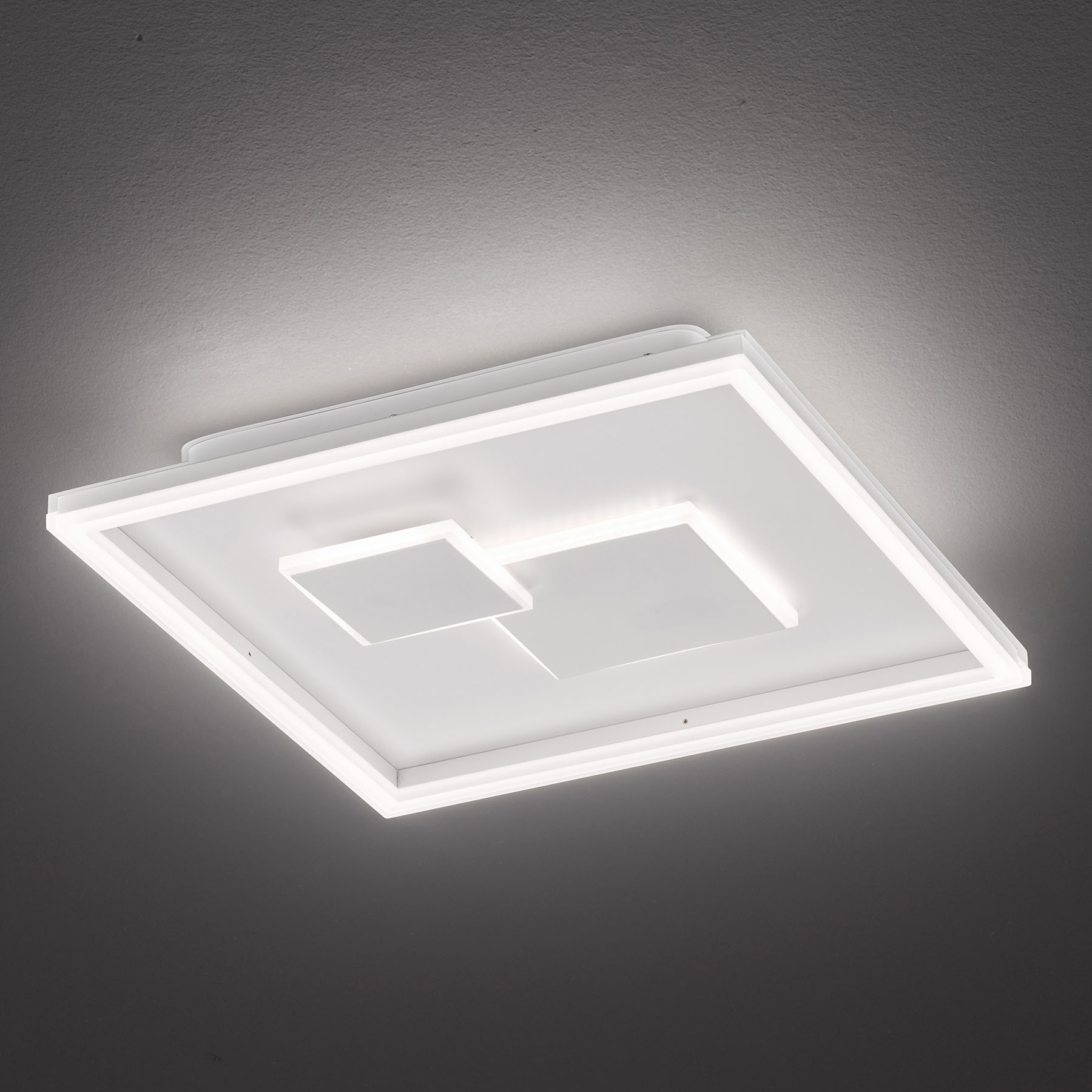 Wofi Lampa sufitowa LED Nadra, trójstopniowa, kątowa