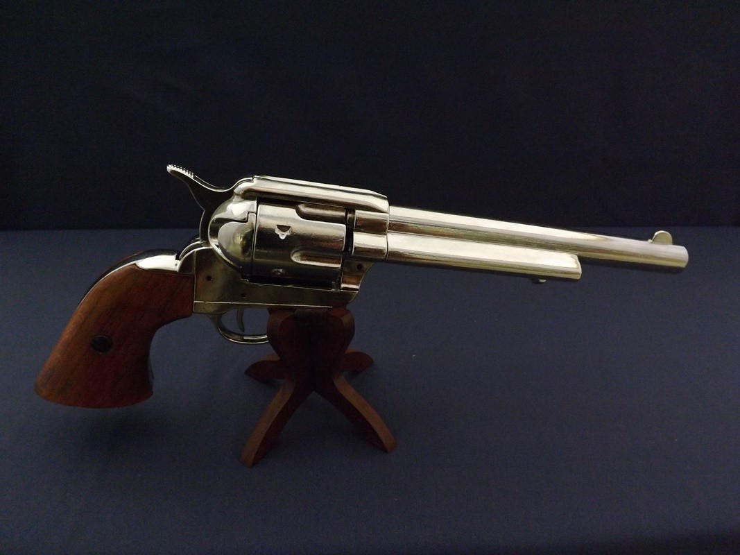 Denix SA REPLIKA REWOLWER COLT.45 NA STOJAKU MODEL 1107NQ+800 1107NQ+800