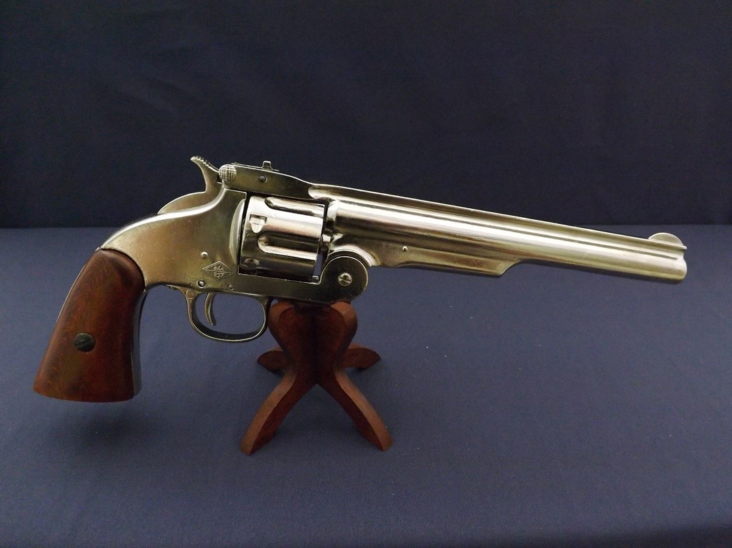 Denix SA REPLIKA REWOLWER SMITH & WESSON NA STOJAKU MODEL 1008NQ+800 1008NQ+800