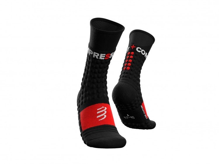 Compressport Skarpetki biegowe zimowe PRORACING SOCKS WINTER czarno-czerwone