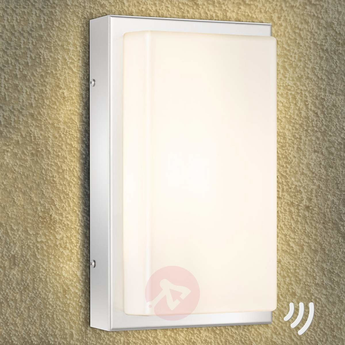 LCD JULEA  zewn. lampa ścienna LED z czujnikiem ruchu