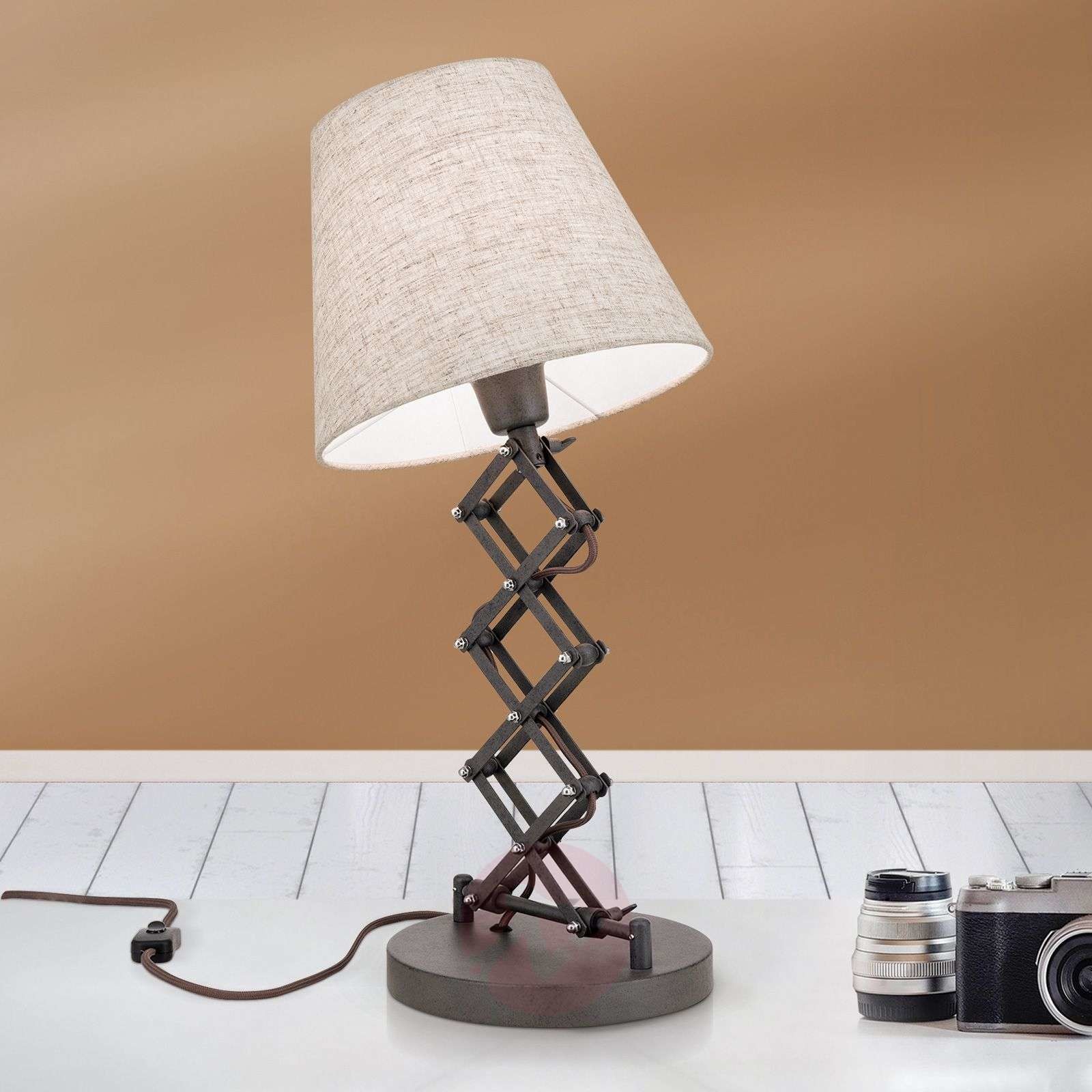 Orion Lampa stołowa Factory o wyglądzie przemysłowym