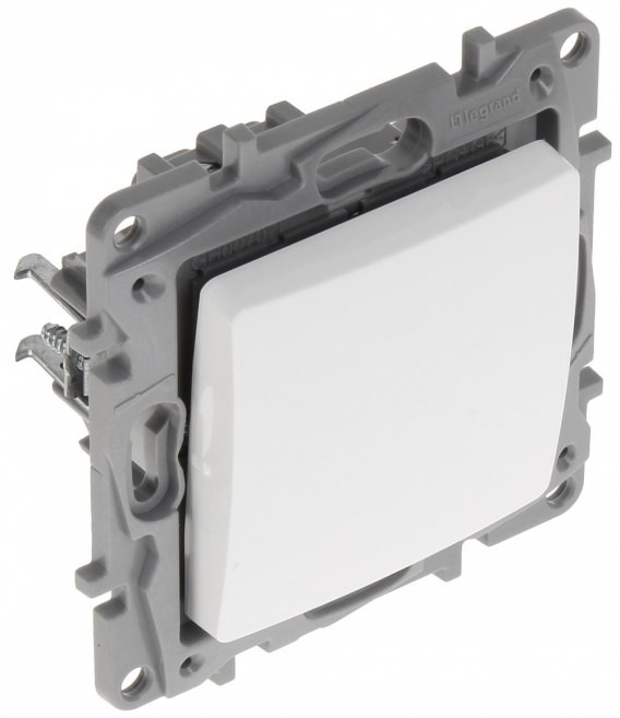 Legrand ŁĄCZNIK KRZYŻOWY LE-764504 Niloe 10 A LE-764504