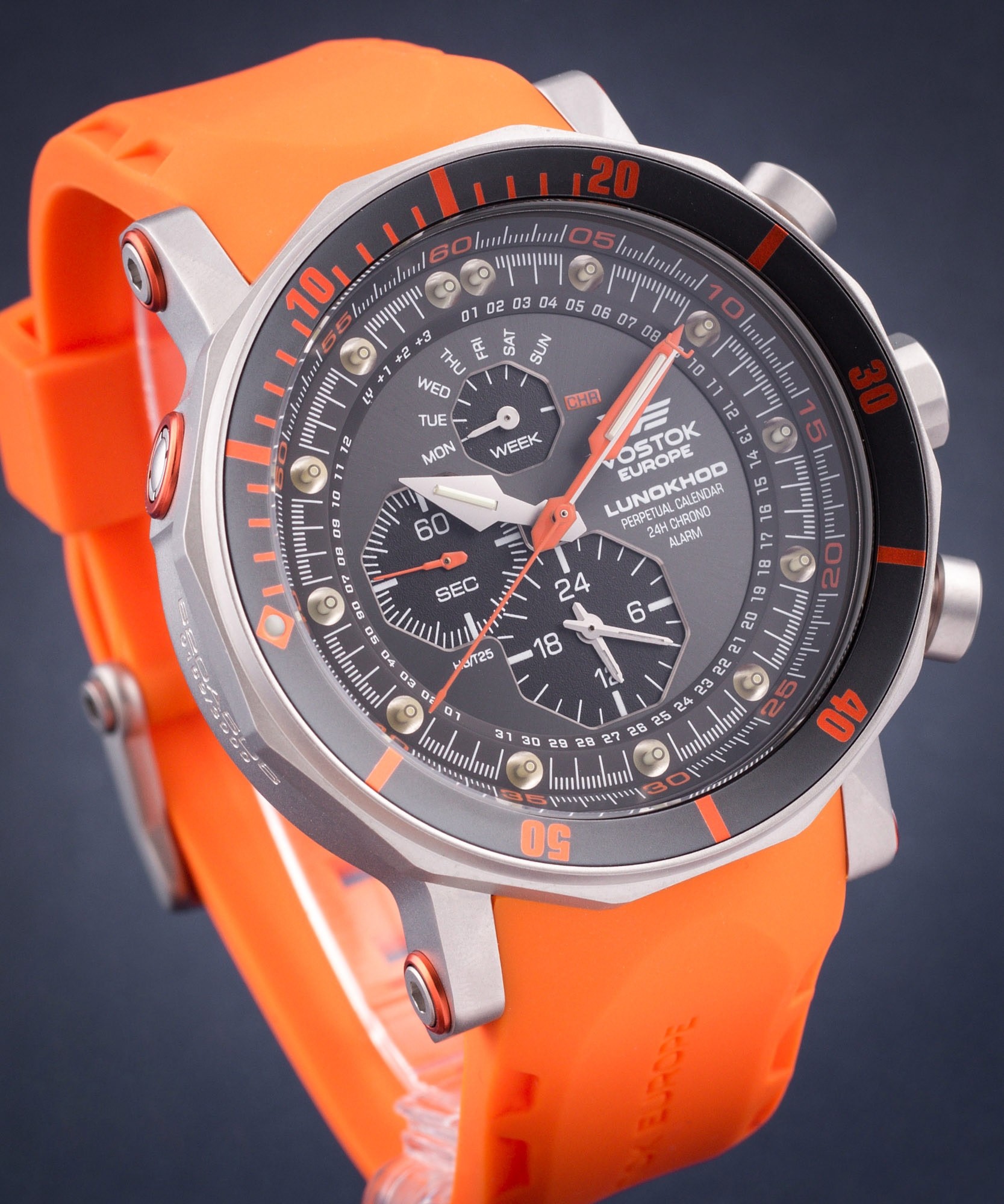 Vostok Europe Lunokhod 2 YM86-620A506