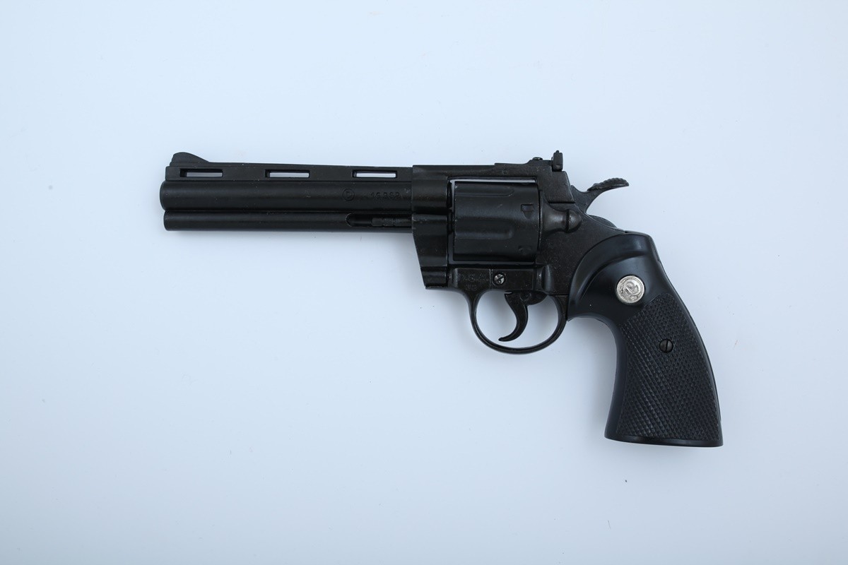 Denix SA REPLIKA REWOLWER AMERYKAŃSKI PYTHON, MAGNUM 6 MODEL 1050 1050
