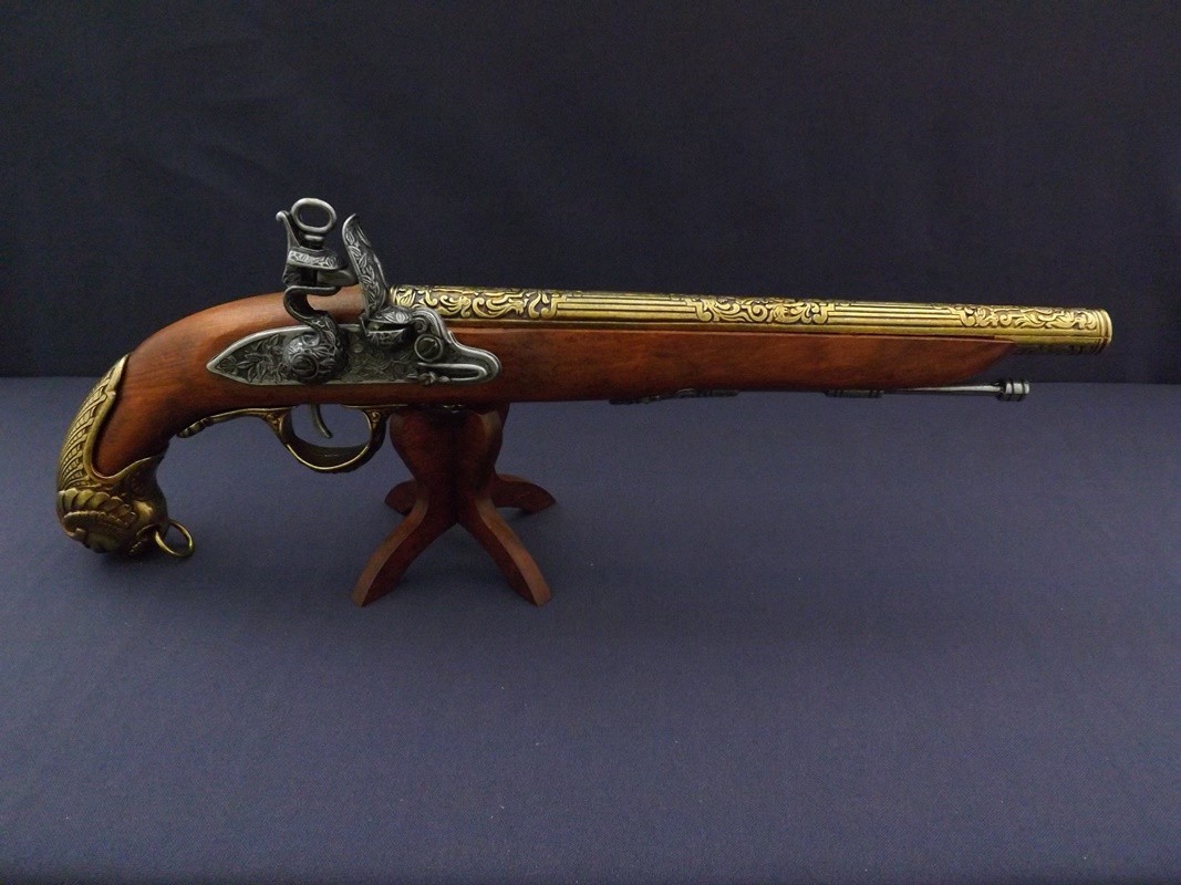 Denix SA REPLIKA NIEMIECKI PISTOLET SKAŁKOWY NA STOJAKU MODEL 1043L+800 1043L+800