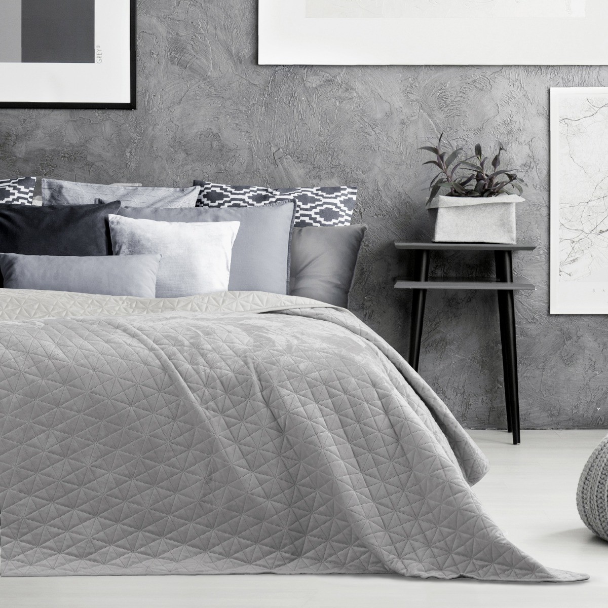 AmeliaHome AmeliaHome  Narzuta Welwetowa Srebrna LAILA 260x280 cm