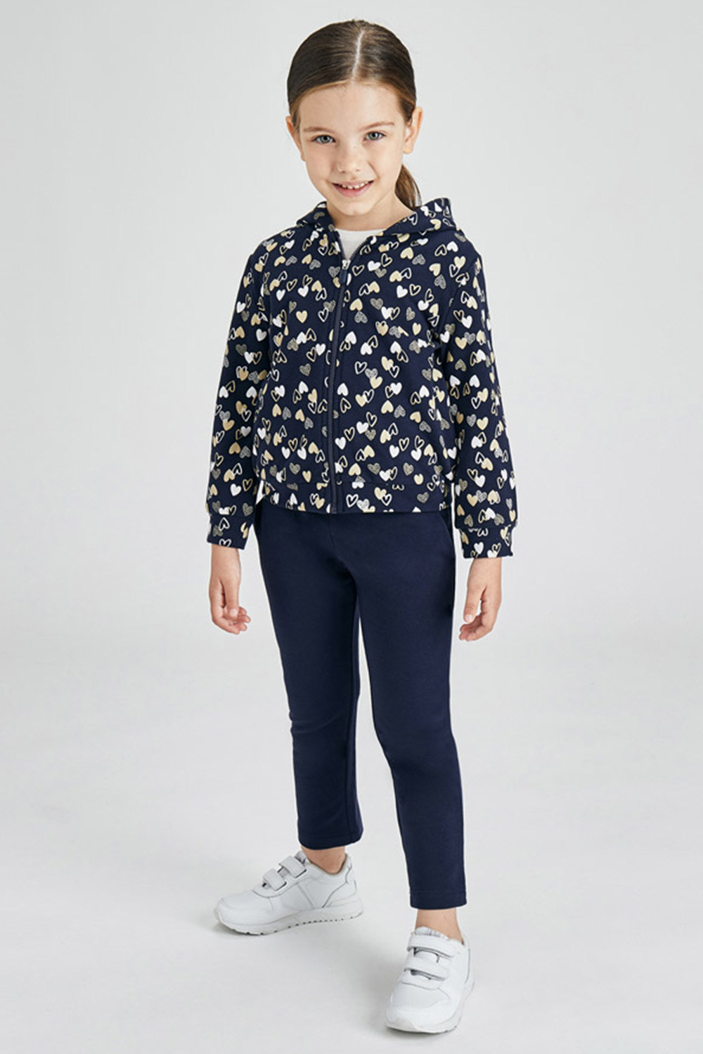 Mayoral Moda Infantil, S:A.U. Komplet - dziewczęca bluza i spodnie dresowe Hearts