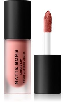 Makeup Revolution Matte Bomb matowa szminka odcień Fancy Pink 4,6 ml